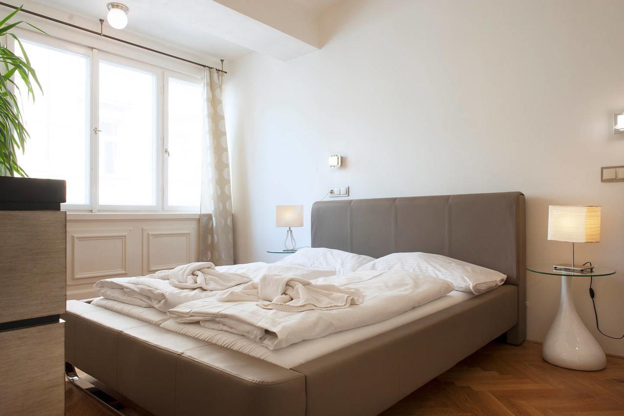 Apartahotel Dlouha - Old Town